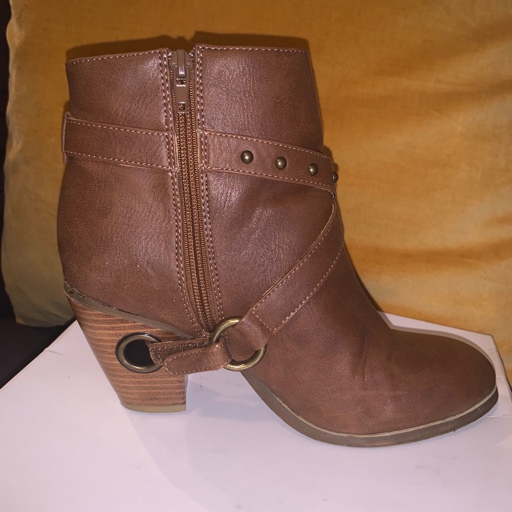 Ecote Booties - Picture 3 of 4